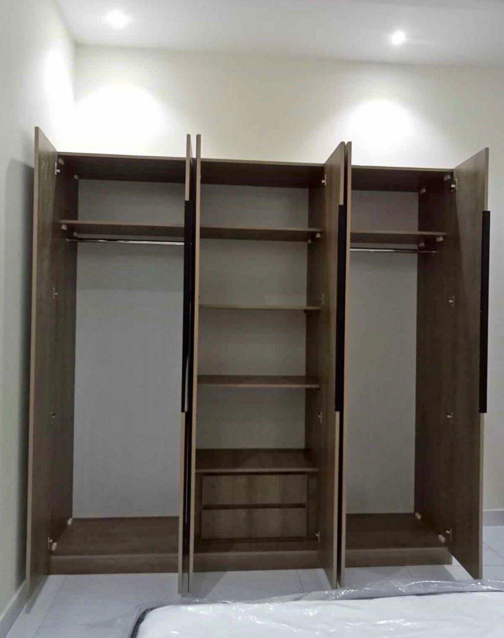 Jeddah, Furniture, Bedroom Furniture Set Are Available In Multiple Colors And Designs