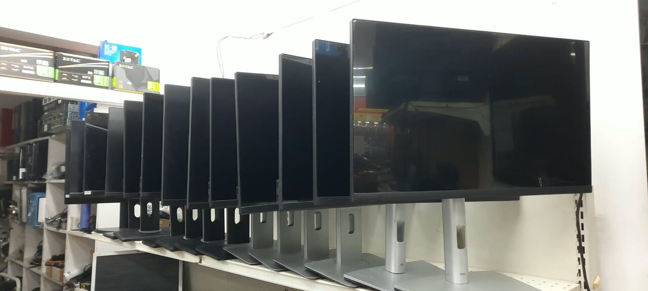Manama, Tablet Computers, BHD 29,  DELL 24" Full HD IPS Borderless Professional Monitor With Adjustable Stand HDMI,DP, VGA