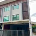 THB 50000,  21 Sq. Feet,  BH4426 ให้เช่าทาวน์โฮม 3 ชั้นหลังมุม ใจกลา