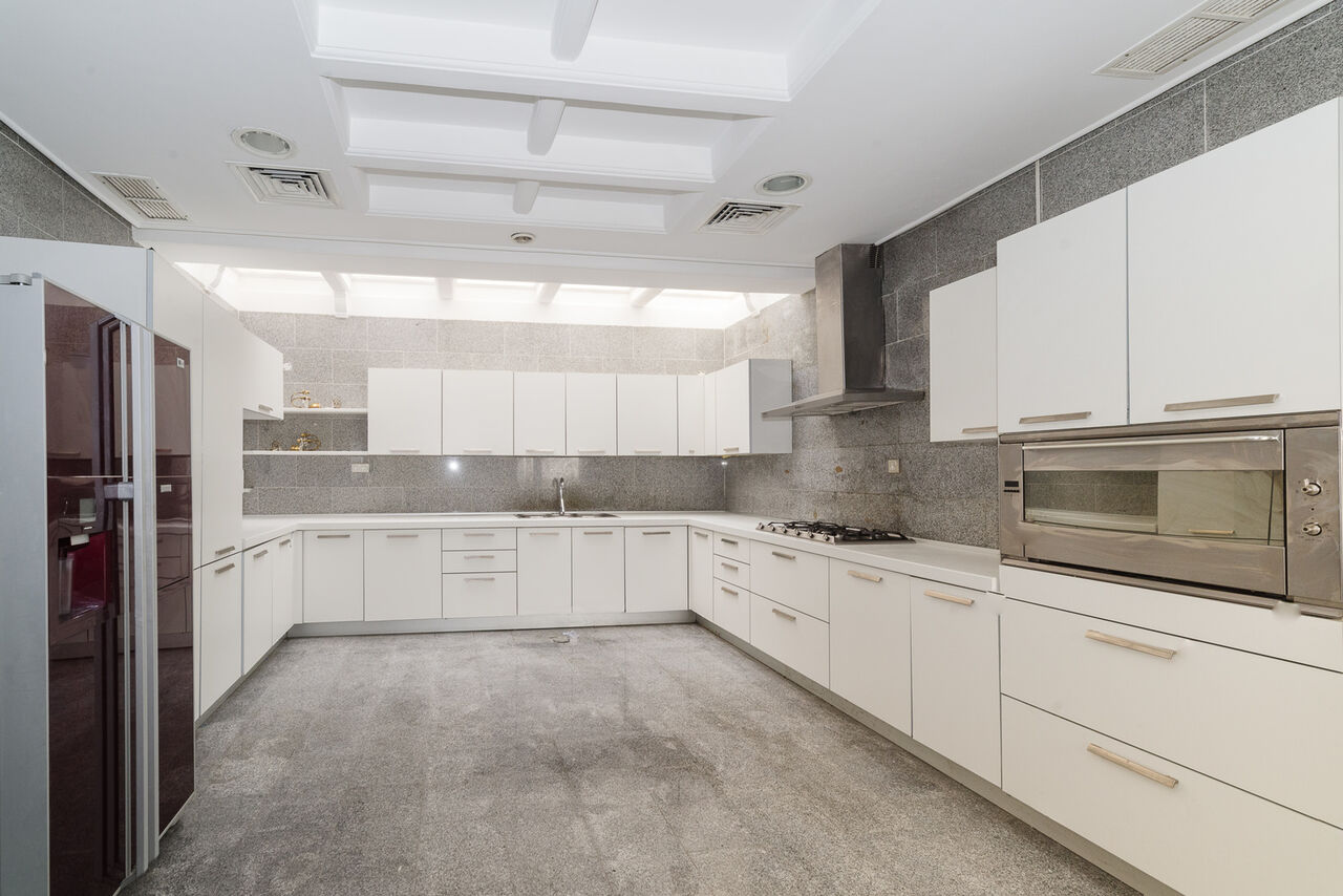 Kuwait City, Apartments, Flats, Houses & Villas, KWD 2500/month,  6 BR,  Qortuba &ndash; Lovely, Stylish 6 Bedroom Villa W/garden