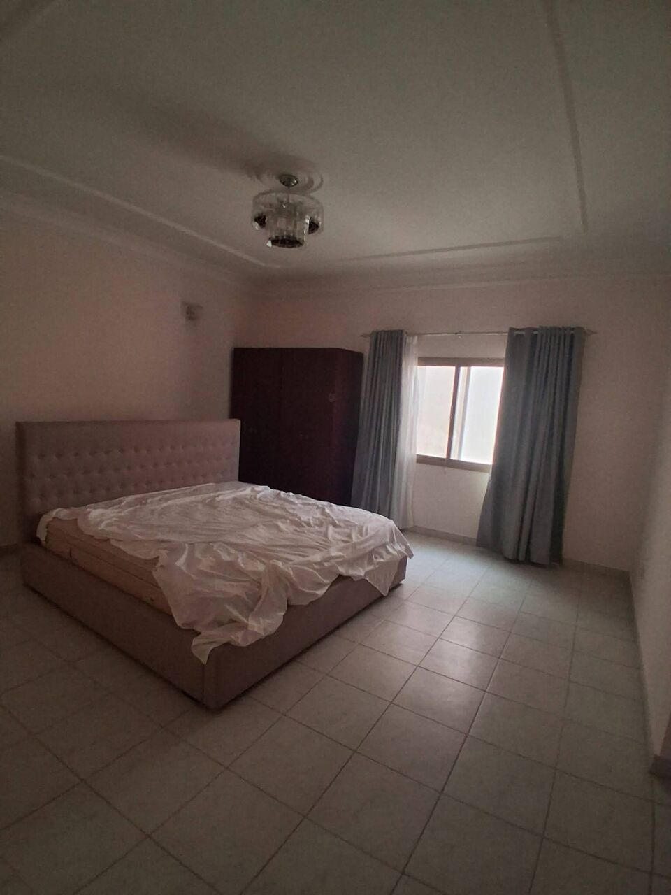 Juffair, Real Estate For Sale, BHD 1300,  6 BR,  Villa In Juffair Next To The American Base