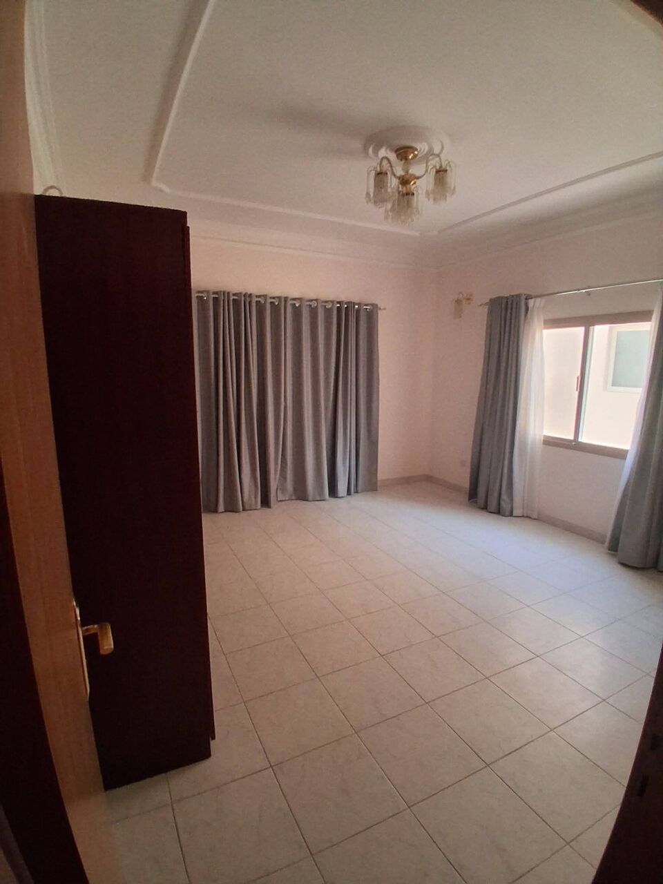 Juffair, Real Estate For Sale, BHD 1300,  6 BR,  Villa In Juffair Next To The American Base