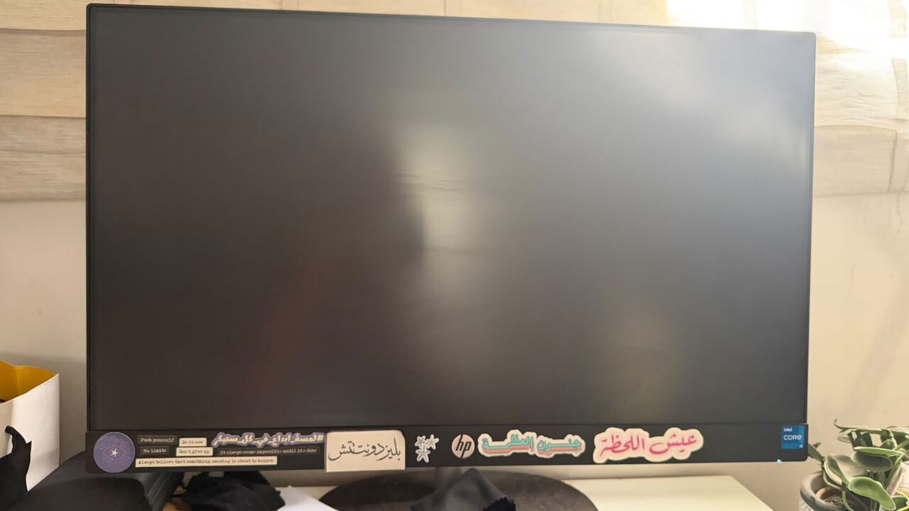 Riyadh, Computers, SAR 2800,  For Sale: HP All-in-one Desktop PC ( Original Windows Subscriptions Included)