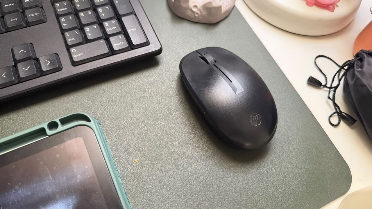 Riyadh, Computers, SAR 2800,  For Sale: HP All-in-one Desktop PC ( Original Windows Subscriptions Included)
