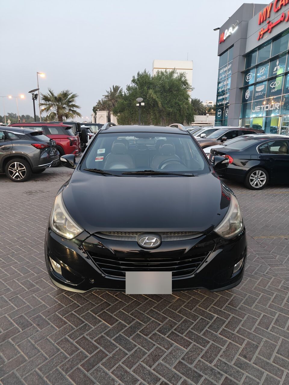 Manama, Vehicles, Cars & Trucks , BHD 2950,  Hyundai Tucson,  2015,  Automatic,  92300 KM,