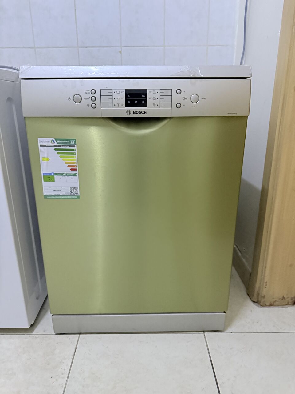 Riyadh, Appliances, SAR 3250,  Urgent !!! (TCL 65" TV, Washing Machine, Fridge, Dishwasher (Bosch)