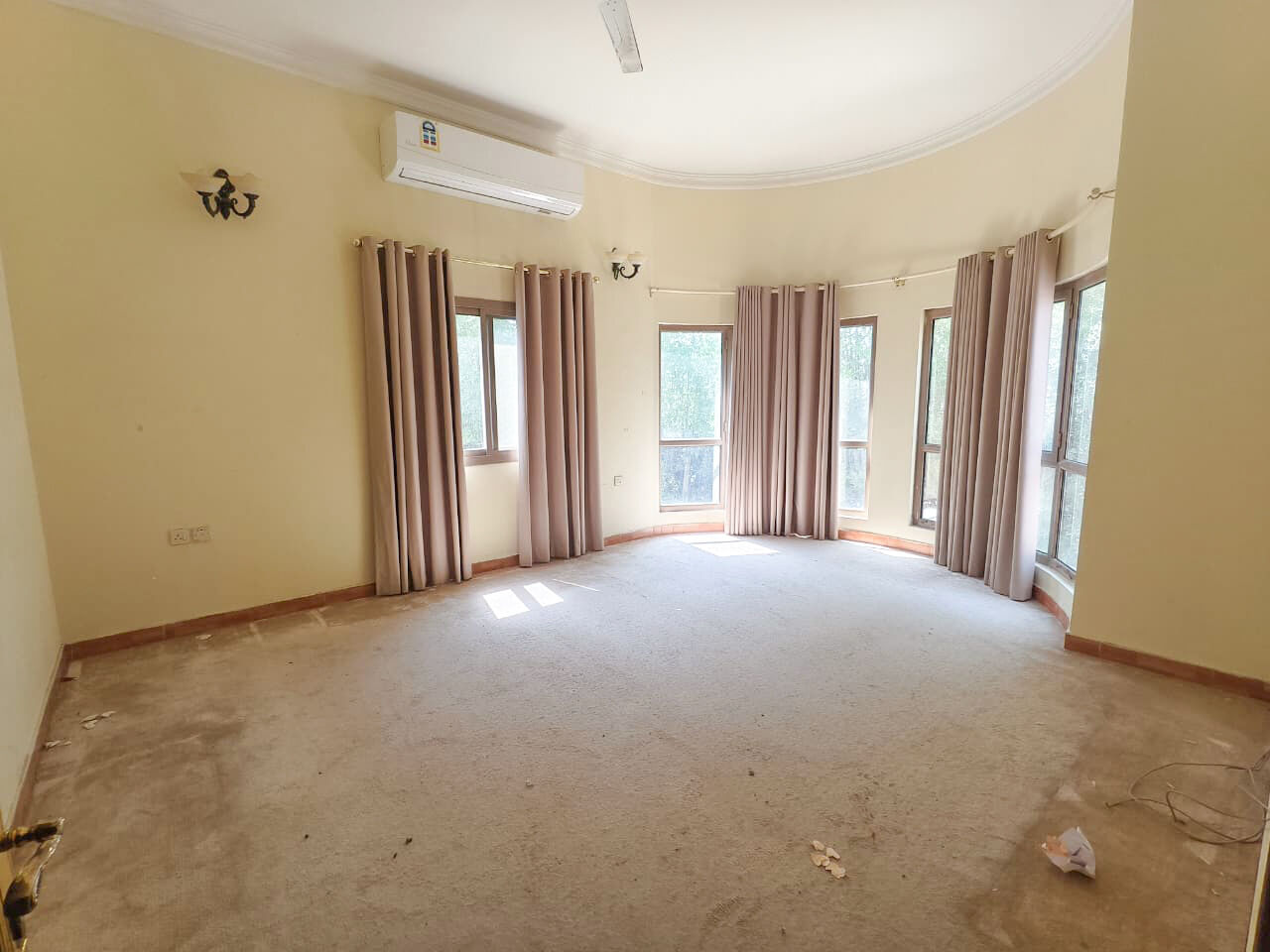 West Riffa, Villas, BHD 500,  Spacious 5BR Family Villa With Shared Pool | West Riffa | BD 500 Exclusive