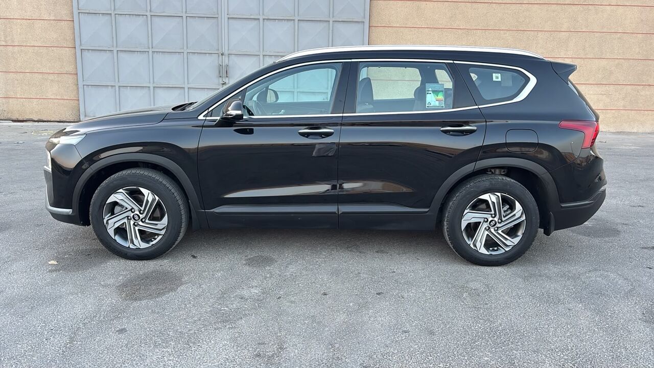 Dammam, Vehicles, Cars & Trucks , SAR 78000,  Hyundai Santa Fe,  2024,  Automatic,  100000 KM,  Clean And Neat
