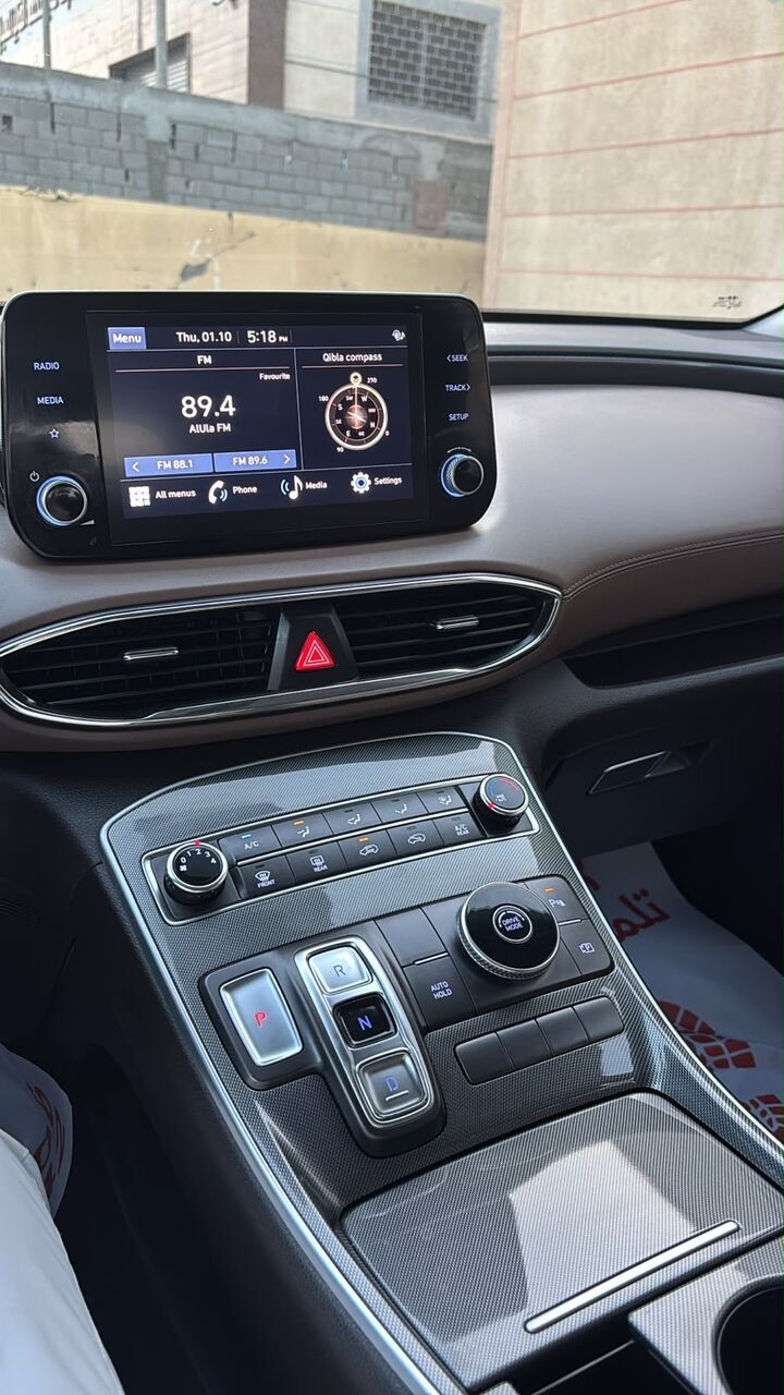 Dammam, Vehicles, Cars & Trucks , SAR 78000,  Hyundai Santa Fe,  2024,  Automatic,  100000 KM,  Clean And Neat
