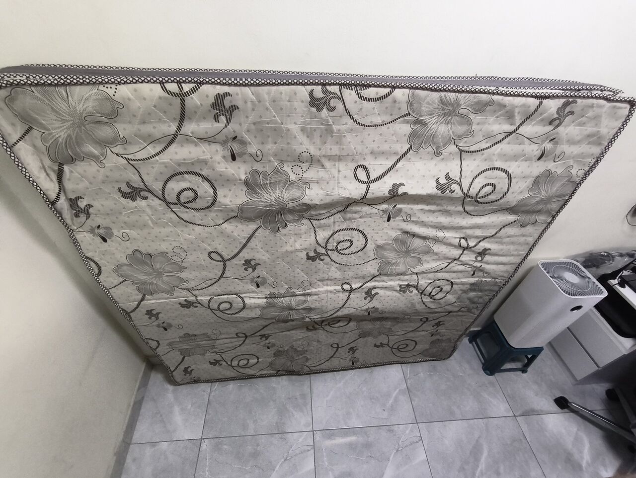 Riyadh, Furniture, SAR 250,  Mattress 175 X 190 Cm - Hard With Comfort Layer, Lightly Used