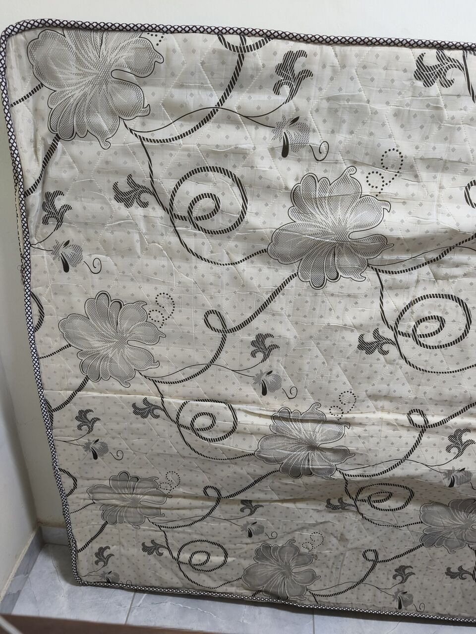 Riyadh, Furniture, SAR 250,  Mattress 175 X 190 Cm - Hard With Comfort Layer, Lightly Used