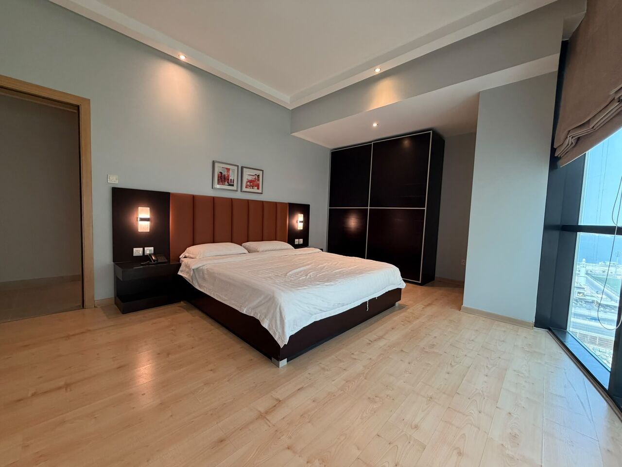 Juffair, Apartments, Flats, Houses & Villas, BHD 450/month,  Furnished,  2 BR,  Apartment For Rent In Juffair | Maid Room | Balcony