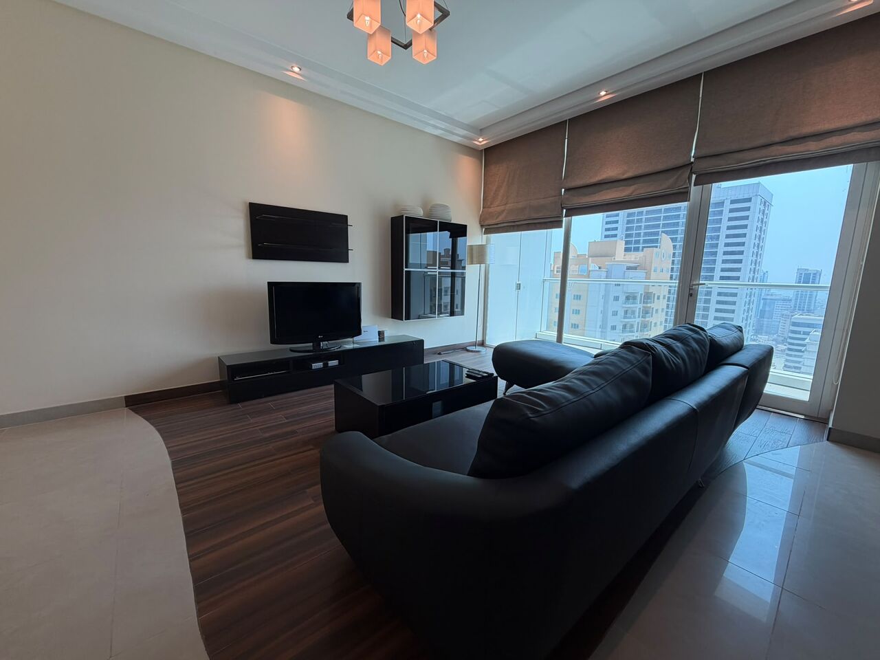 Juffair, Apartments, Flats, Houses & Villas, BHD 380/month,  Furnished,  2 BR,  Apartment For Rent In Juffair | Balcony | Pool & Gym