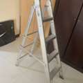 BHD 15,  5 Step Aluminium Lader (Zamil, KSA)