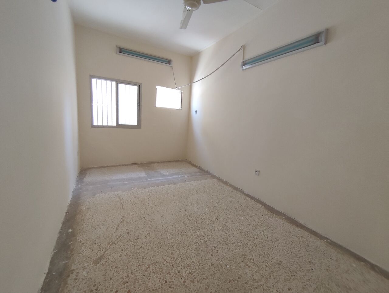 Manama, Apartments, Flats, Houses & Villas, BHD 160/year,  3 BR,  North Sehla:- 3Bhk Unfurnished House On Rent..