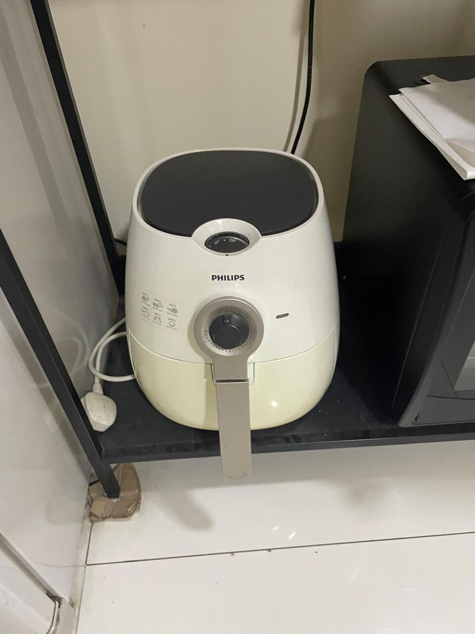 Adliya, Appliances, BHD 10,  Philips Airfryer HD9225