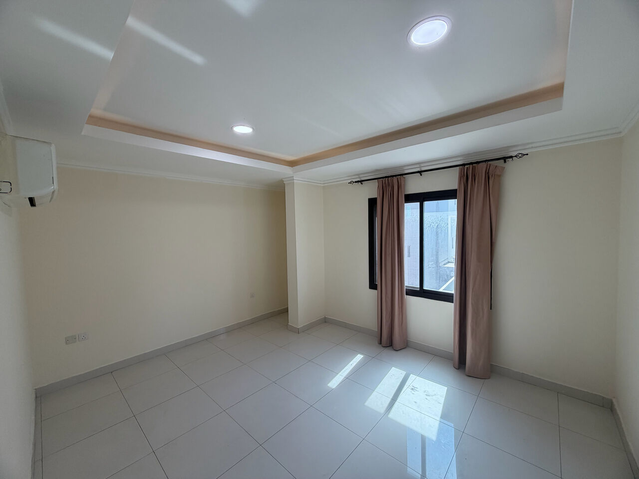 Tubli, Apartments, Flats, Houses & Villas, BHD 300/month,  3 BR,  3 Bedroom Semi Furnished Flat For Rent With Ewa