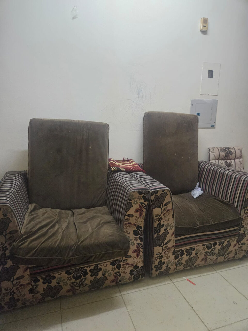 Dammam, Apartments, Flats, Houses & Villas, SAR 8500/year,  Furnished,  1 BR,  Two Window ACs, A Washing Machine, A Bed, A Wardrobe, And Related Items.