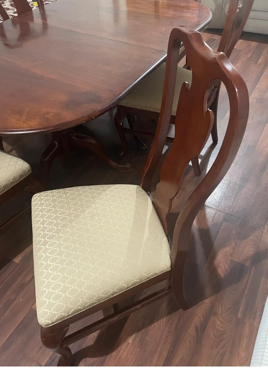Al Shemaysi, Furniture, SAR 750,  Solid Wood Dining Table And 6 Dining Chair Set For Sale - Shemasy