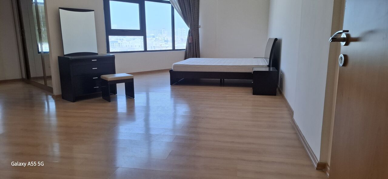 Mahooz, Apartments, Flats, Houses & Villas, BHD 550/month,  Furnished,  3 BR,  Villa Type Spacious 3BR Luxury Apartment:: Party Hall: Pool.Gym. Internet. EtcTONY