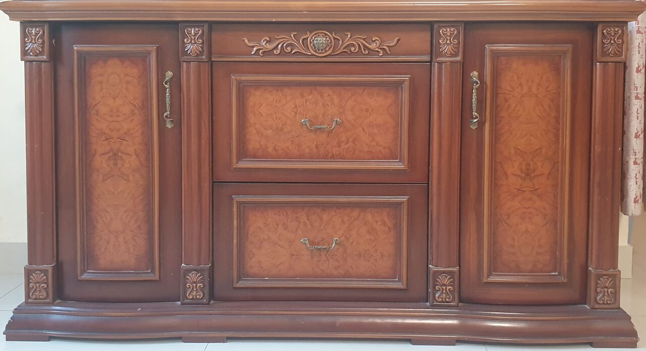 Zinj, Household Items, BHD 100,  Furnture For Sale In Very Good Conditoin