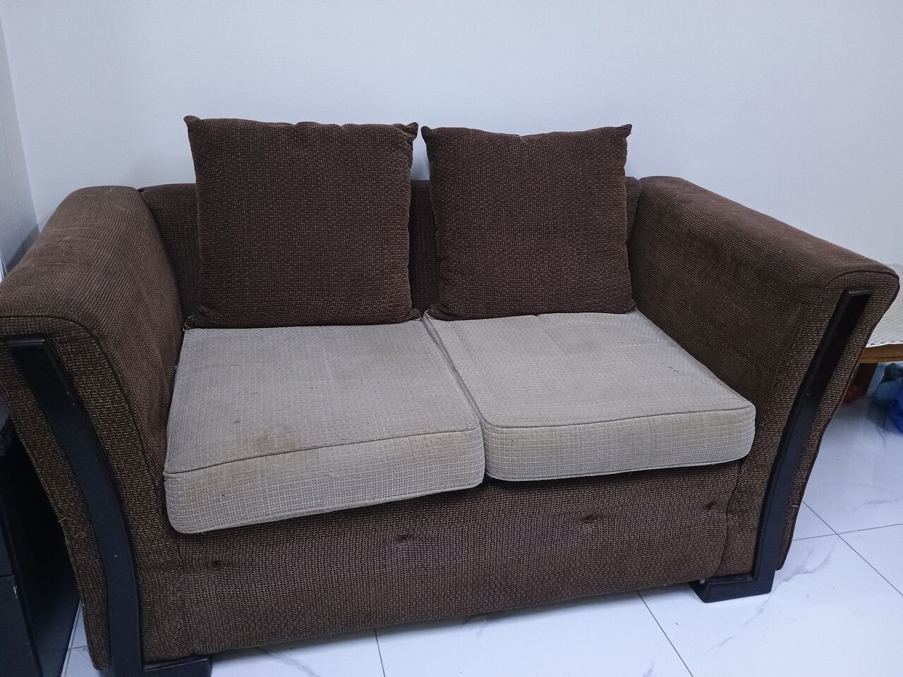 Jubail, Furniture, SAR 4125,  1BHK Home Selling With Furnitures, AC And Refrigerator