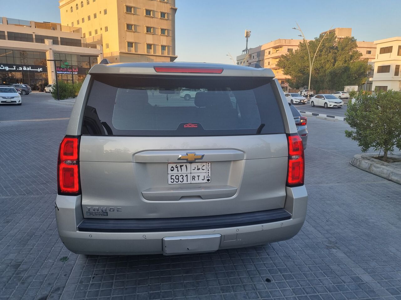 Khobar, Vehicles, Cars & Trucks , SAR 75000,  Chevrolet Tahoe LS,  2015,  Automatic,  93000 KM,  Tahoe