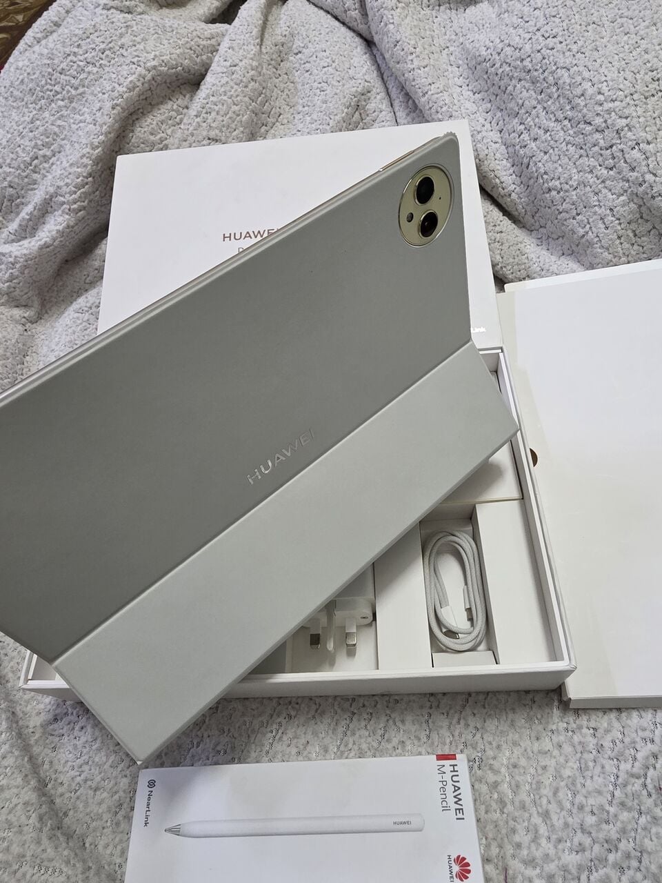 Khobar, Mobile Phones, SAR 1650,  Huawei Matepad Pro Paper Mate Edition 512gb 12 Gb Ram Sale Swap With Keyboard & Pen