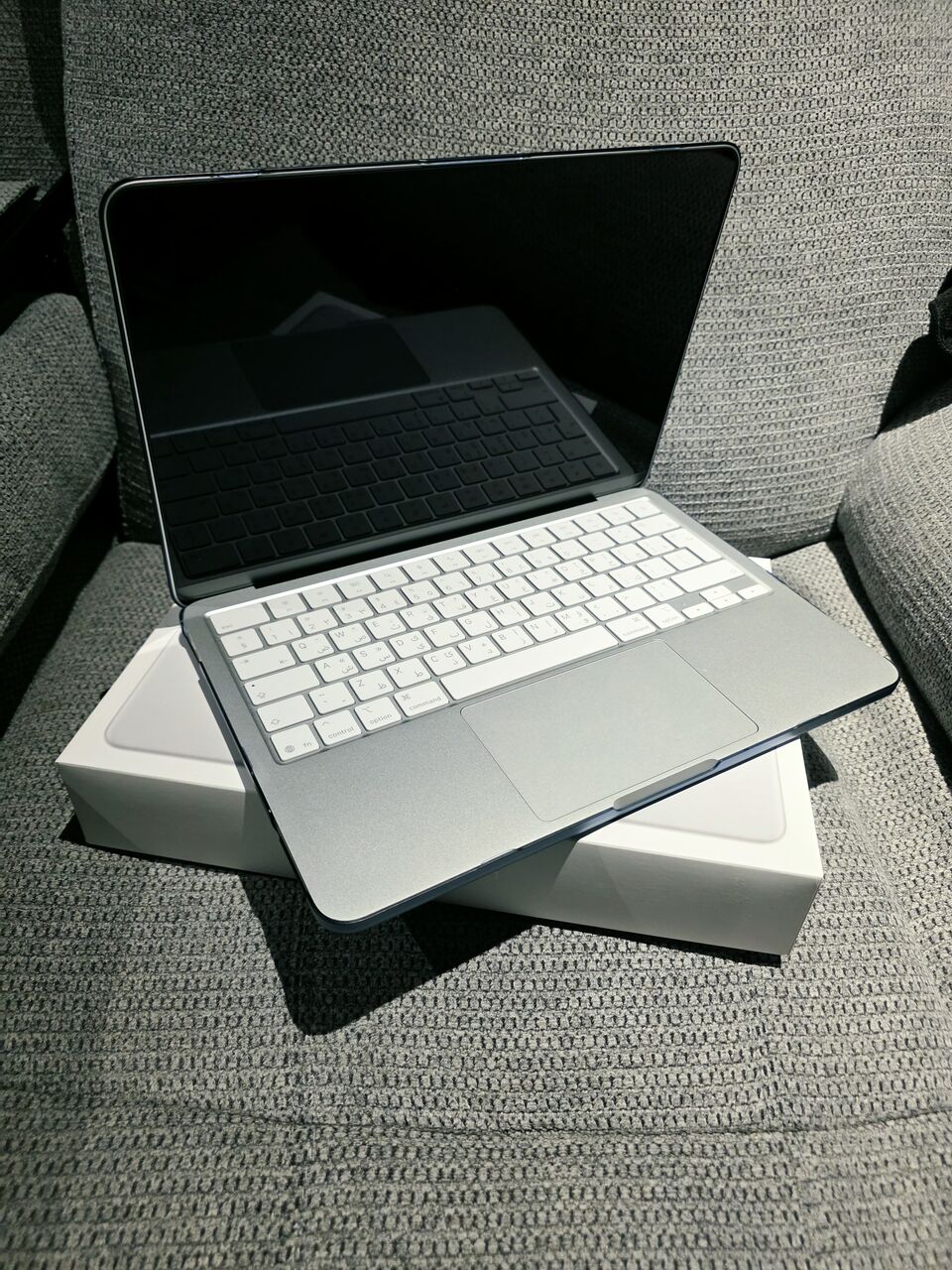 Khobar, Computers, SAR 2300,  Macbook Neo 256gb Silver With Cover