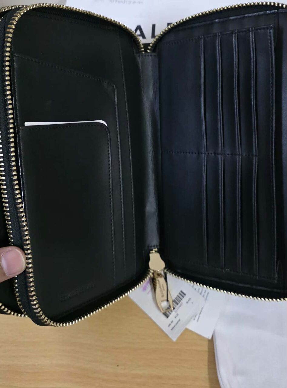 Jubail, Clothing & Accessories, SAR 900,  BALMAIN Hand Bag / Business Folder
