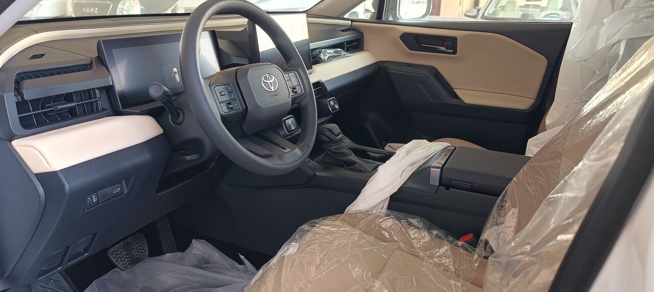 Dammam, Vehicles, Cars & Trucks , SAR 139,  Toyota RAV4,  2026,  Automatic,  1 KM,