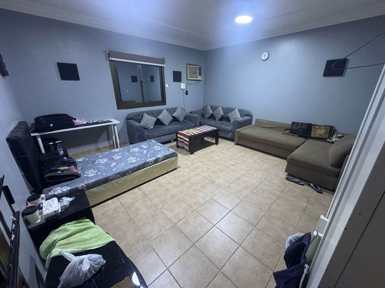 Jeddah, Rooms for Rent, SAR 1300/month,  A Big Furnished Room Available For Executive Bachelor