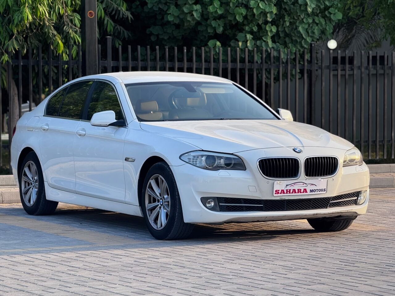 Manama, Vehicles, Cars & Trucks , BHD 3300,  BMW 520i,  2013,  Automatic,  224000 KM,    MODEL WITH VERY WELL-MAINTAINED CAR CONDITION