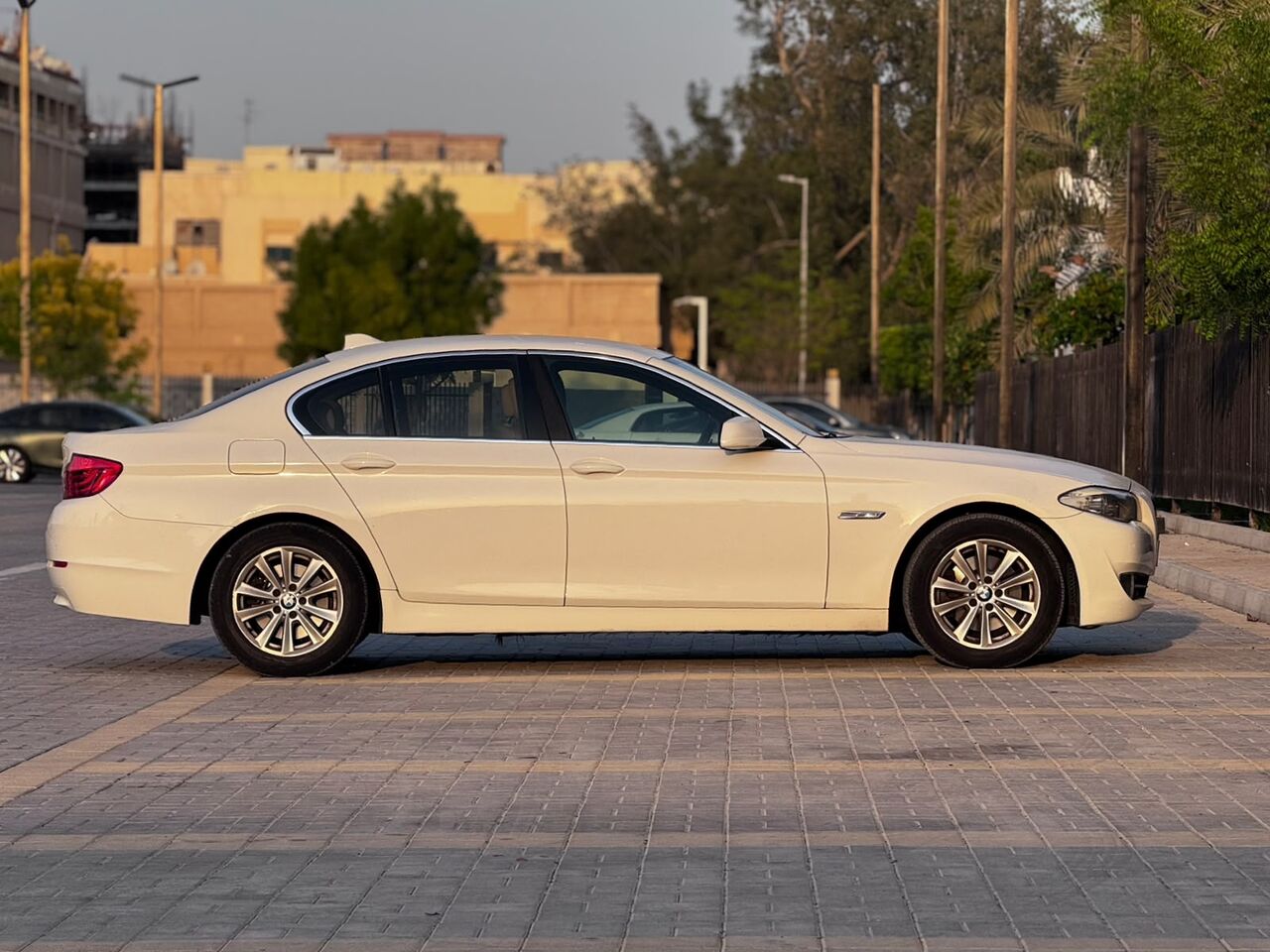 Manama, Vehicles, Cars & Trucks , BHD 3300,  BMW 520i,  2013,  Automatic,  224000 KM,    MODEL WITH VERY WELL-MAINTAINED CAR CONDITION