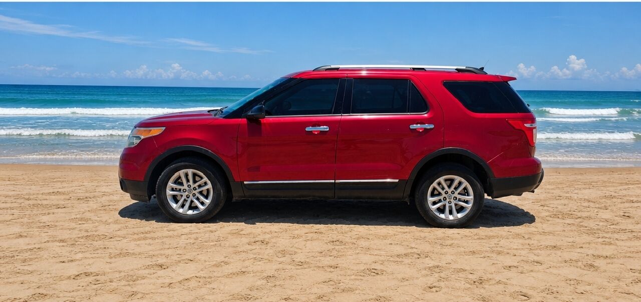 Riyadh, Vehicles, Cars & Trucks , SAR 32000,  Ford Explorer,  2014,  Automatic,  218000 KM,