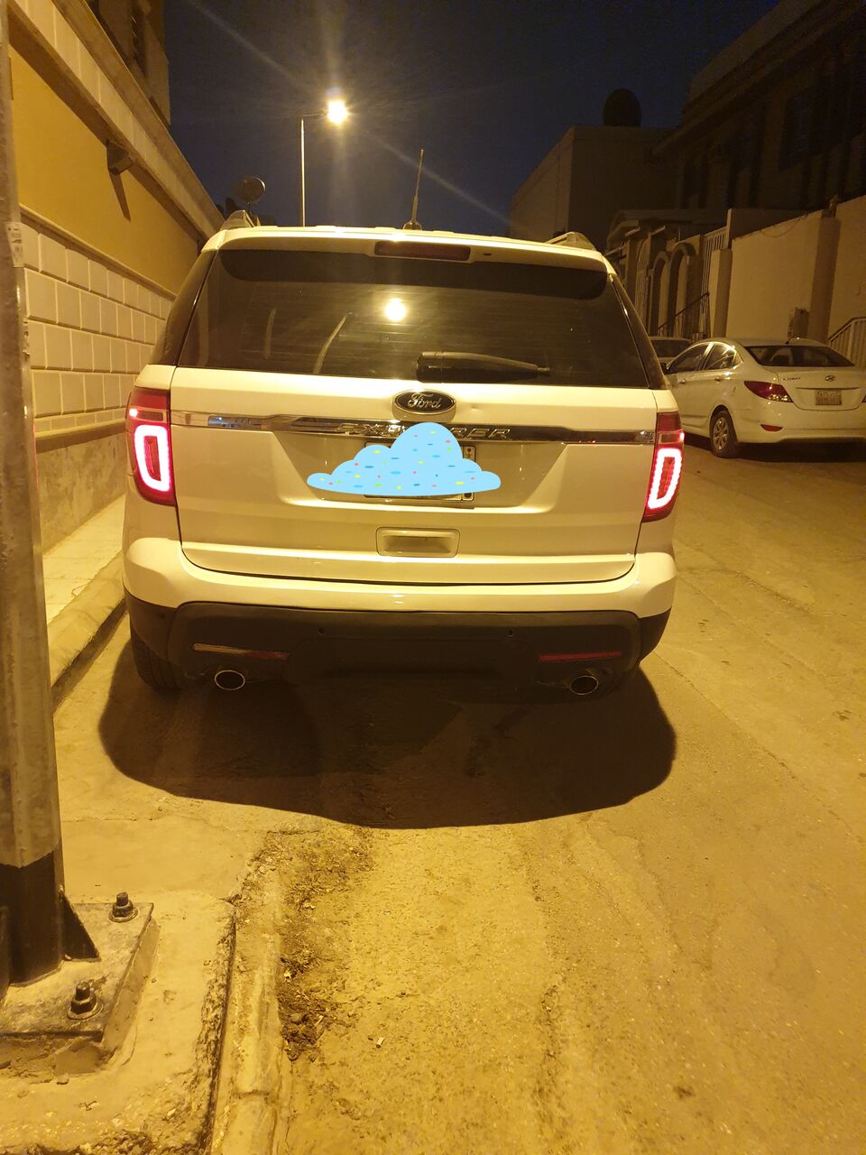Riyadh, Vehicles, Cars & Trucks , Ford Explorer,  2014,  Automatic,  270 KM,   Full Option