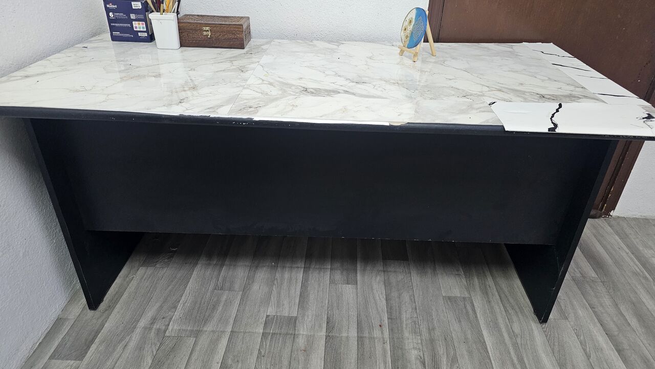 Jubail, Household Items, SAR 100,  Study / Office Table Desk For Sale &ndash; 100 SAR