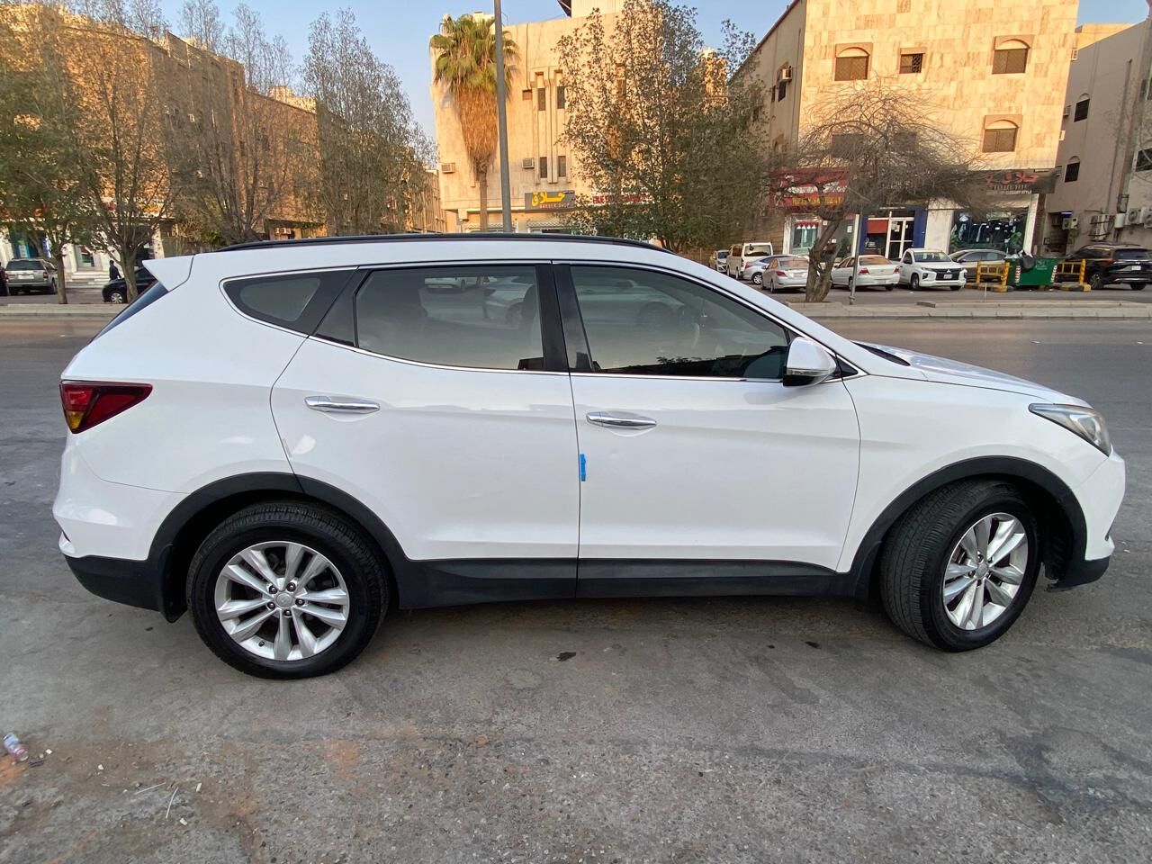 Riyadh, Vehicles, Cars & Trucks , SAR 38000,  Hyundai Santa Fe,  2016,  Automatic,  222262 KM,  SAR 38000, , 3.3 L, , , , FOR SALE - 7 SEATER