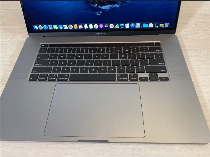 Riyadh, Computers, SAR 2500,  Macbook Pro 16 Inch 2019, 32gb Ram 4 Gb Hardisk