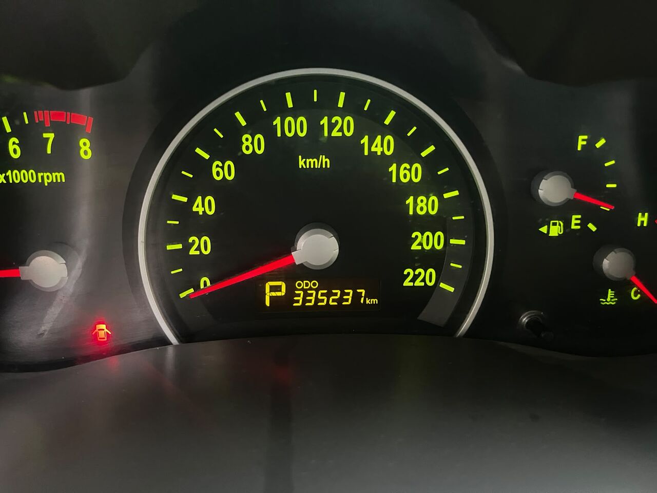 Dammam, Vehicles, Cars & Trucks , SAR 14000,  Kia Carnival,  2011,  Automatic,  335237 KM,    For Sale