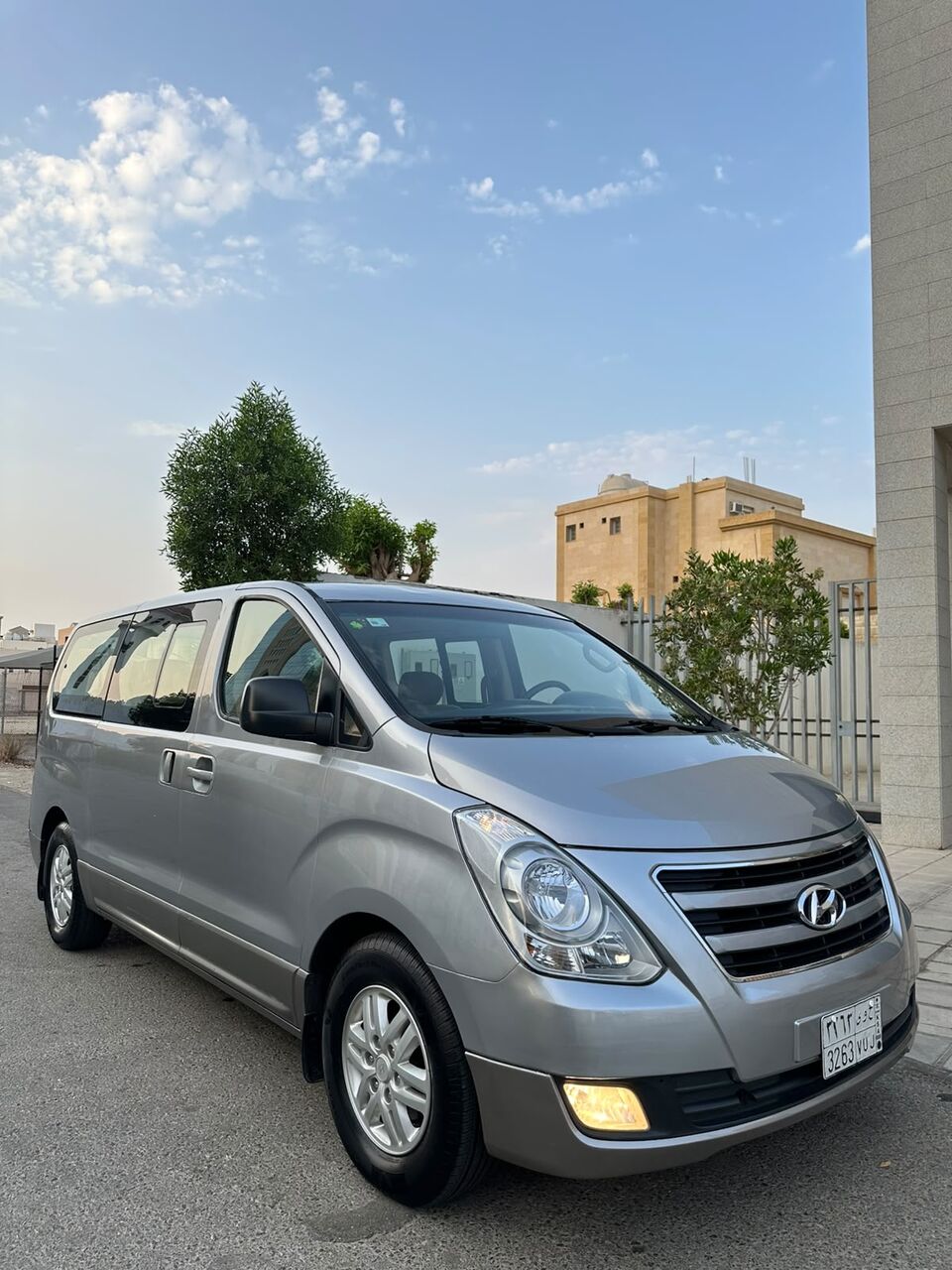 Jeddah, Vehicles, Cars & Trucks , SAR 40000,  Hyundai H1,  2016,  Automatic,  280 KM,  For Sale