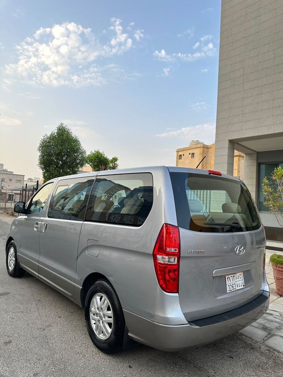 Jeddah, Vehicles, Cars & Trucks , SAR 40000,  Hyundai H1,  2016,  Automatic,  280 KM,  For Sale
