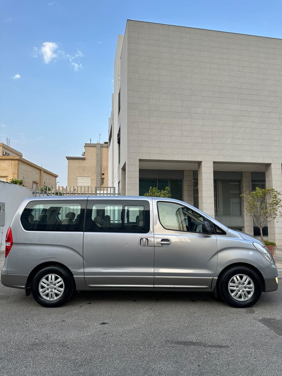 Jeddah, Vehicles, Cars & Trucks , SAR 40000,  Hyundai H1,  2016,  Automatic,  280 KM,  For Sale