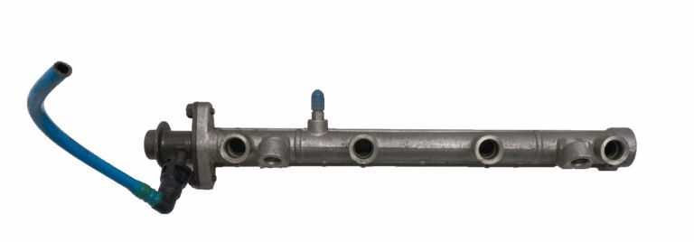 New York, Auto Parts, 1999-2001 KIA SEPHIA FUEL INJECTOR W/ RAIL OEM, 322-60674 - PAK AUTO PARTS & SALES INC