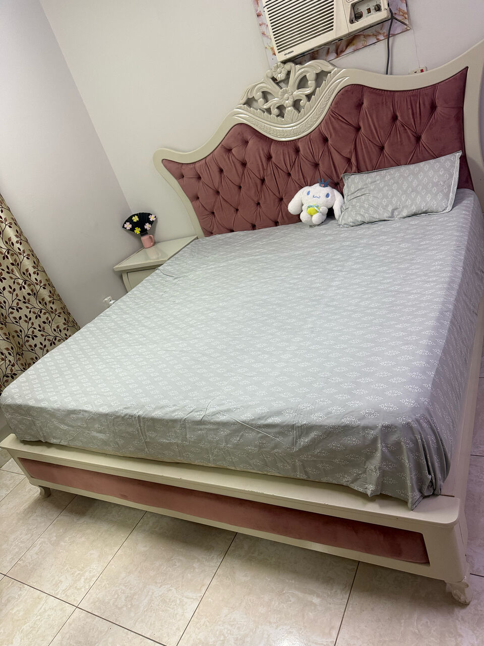Jubail, Furniture, SAR 60,  King Size Mattress (200 / 200 CM) In Very Good Condition