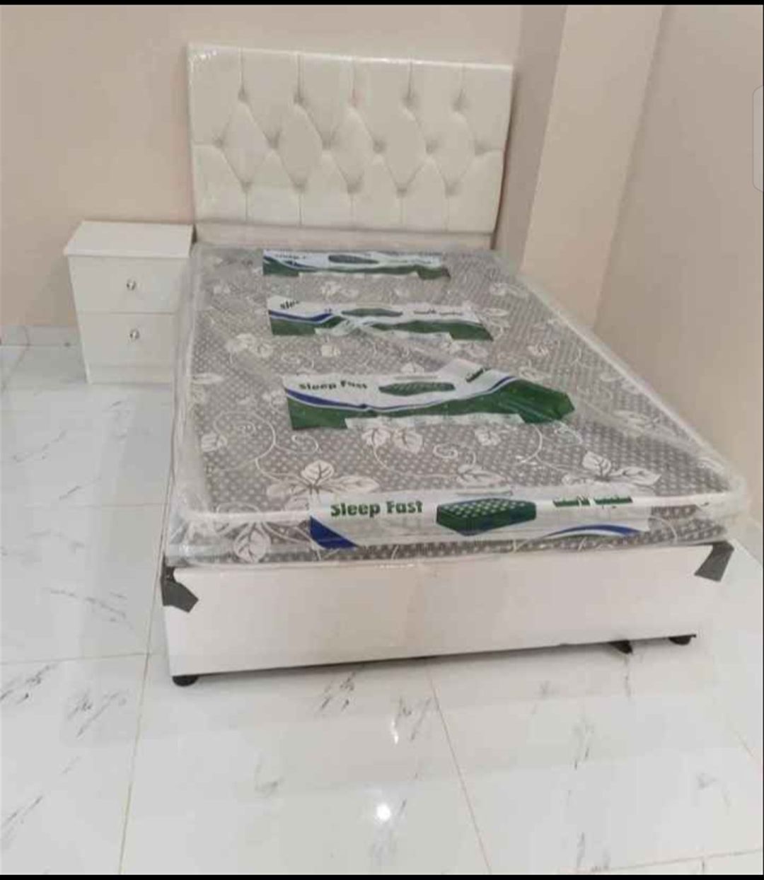 Jeddah, Furniture, SAR 5,  New Medium Size Bed Available In Low Price
