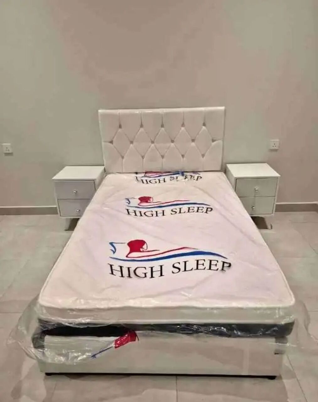 Jeddah, Furniture, SAR 5,  New Medium Size Bed Available In Low Price