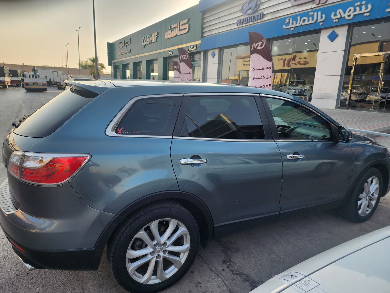 Riyadh, Vehicles, Cars & Trucks , SAR 26000,  2011,  352664 KM,