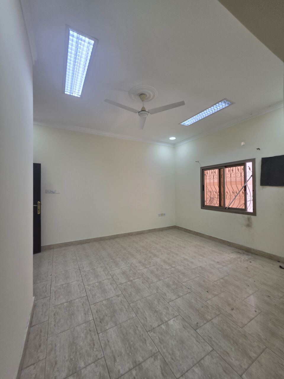 Manama, Apartments, Flats, Houses & Villas, BHD 200/month,  2 BR,  1234 Sq. Meter,  Two Bedroom Spacious Apartment For Rent In JidAli Near Seaside Area @inclusive