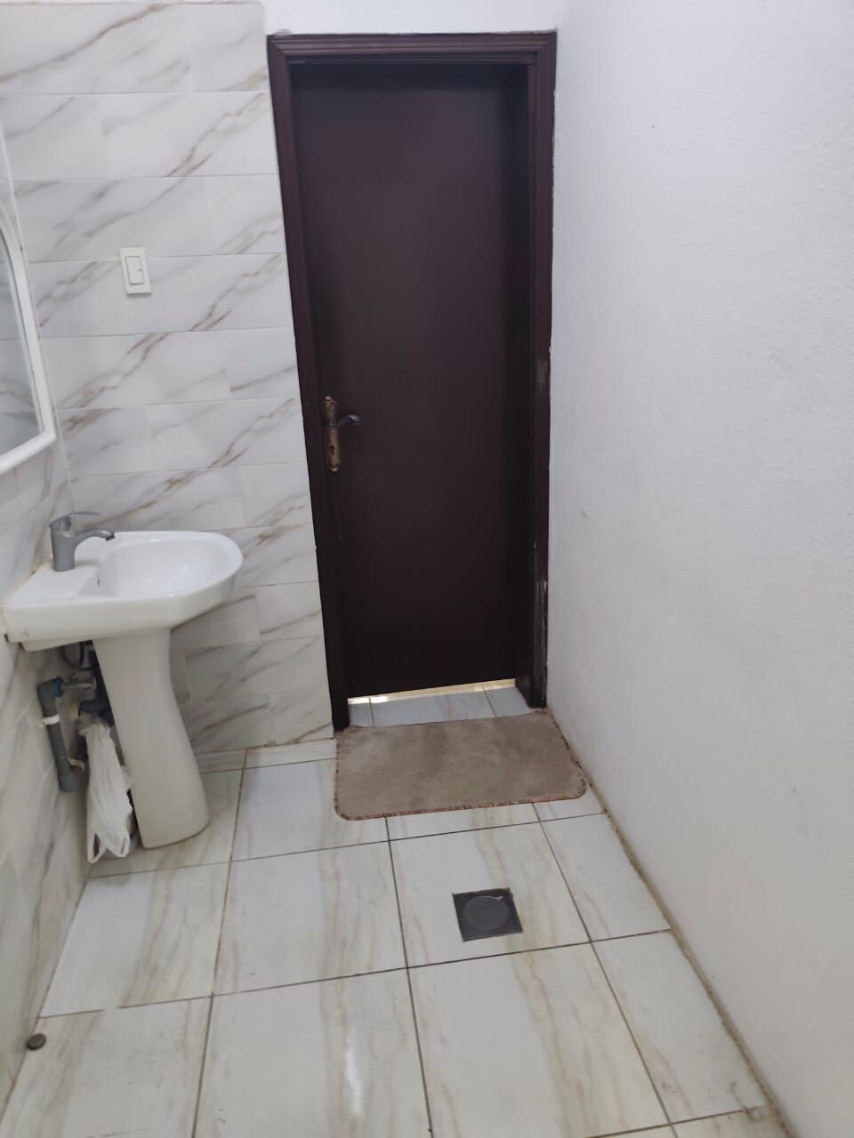 Jubail, Sublets, SAR 1200/month,  2 BR,  1 Bedroom 1 Room And Kitchen  Separate Entrance